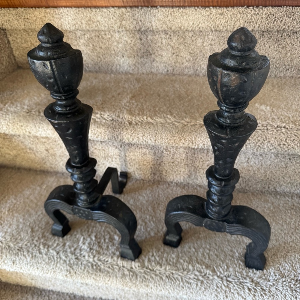 *1 of 2* Heavy Cast Vintage Fireplace Andirons Fire Dogs 17" Tall Ornate Design
